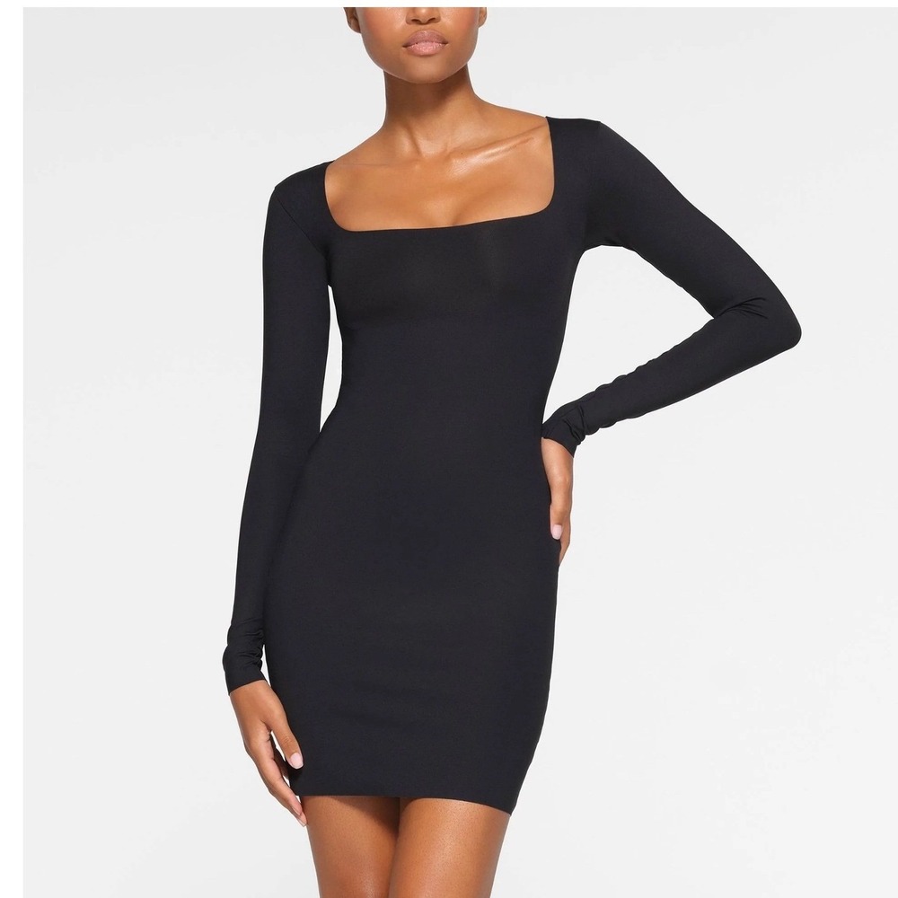SKIMS Body Long Sleeve Dress Onyx Black Sculpting Stretch Bodycon Mini Dress‎